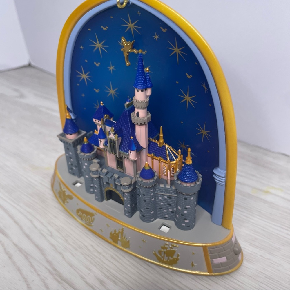 Hallmark Keepsake Disneyland 70th Anniversary 2025 Ornament with Light & Sound - Picture 9 of 15